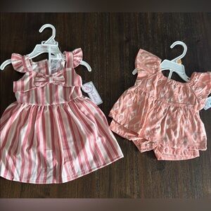Baby Girl's outfits bundle size 12M
